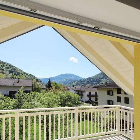 Appartamento La mansarda di Rossella Pieve Di Ledro Esterno foto