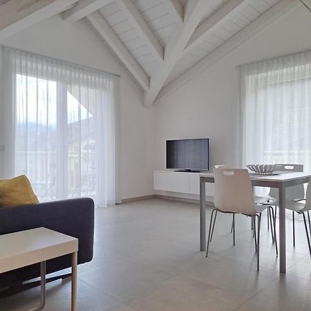 Appartamento La mansarda di Rossella Pieve Di Ledro Esterno foto